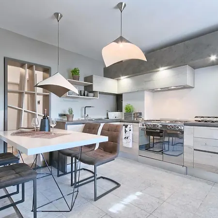 Apartment Modern Oasis *