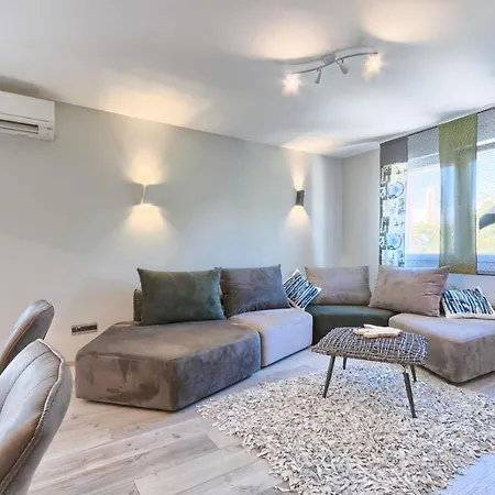 شقة Modern Oasis *