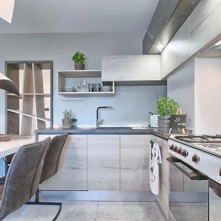 Modern Oasis Apartment *